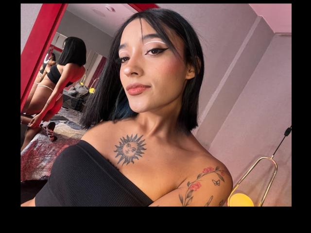 SalomeMille - Live sexe cam - 23933569