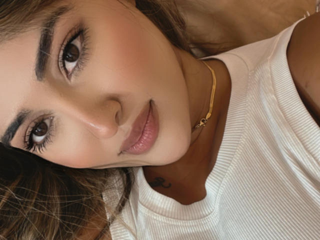 MaeCollins - Live sex cam - 23935037