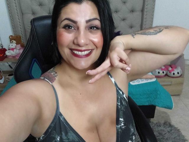 AngeleRoux - Live porn &amp; sex cam - 23938497