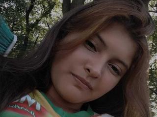 MelanyRaves - Live porn &amp; sex cam - 23940829