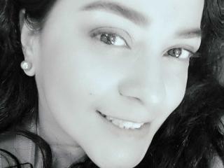 LuciaVonnee - Live porn &amp; sex cam - 23942837