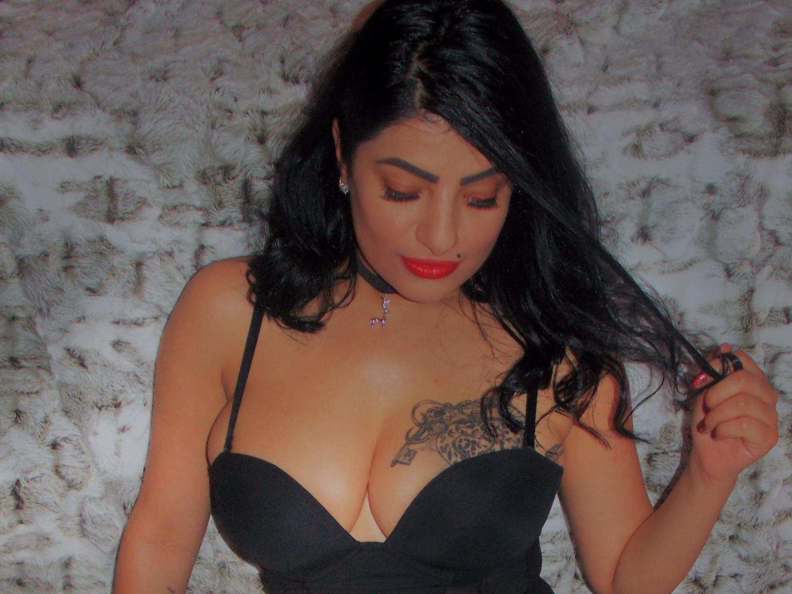 LaraLarisa - сексуальная веб-камера в реальном времени - 23946445