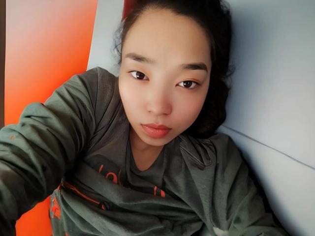 EmelyJoml - сексуальная веб-камера в реальном времени - 23946525