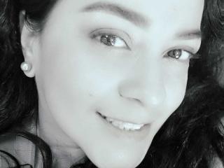 LuciaVonnee - Sexe cam en vivo - 23949081