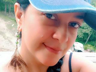 LuciaVonnee - Sexe cam en vivo - 23949121