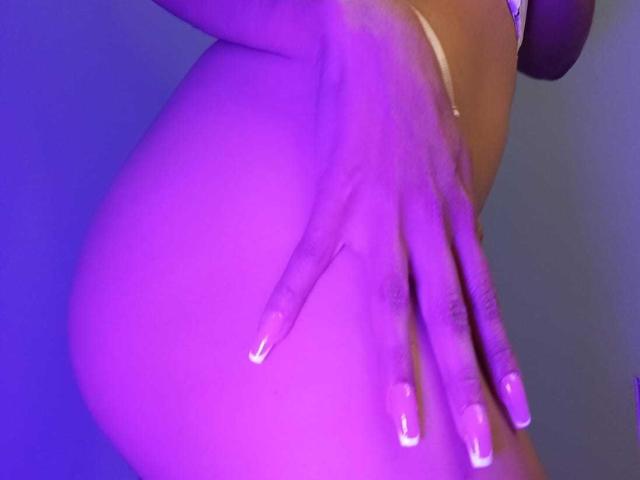 BrianaHarpers - Live sexe cam - 23963709