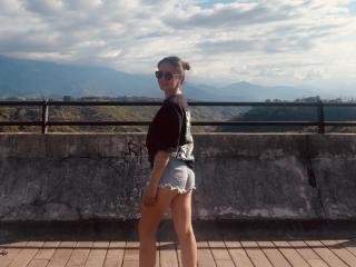 NinaBryons - Live porn &amp; sex cam - 23964393