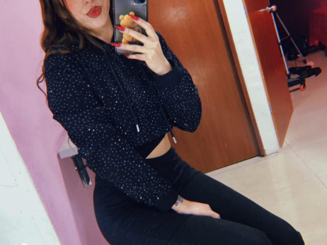 BelleWhatson - Live porn &amp; sex cam - 23969109