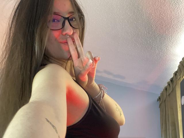 KatiaRogers - Live porn &amp; sex cam - 23969245