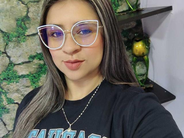 MelindaBoobs - Live porn &amp; sex cam - 23974101