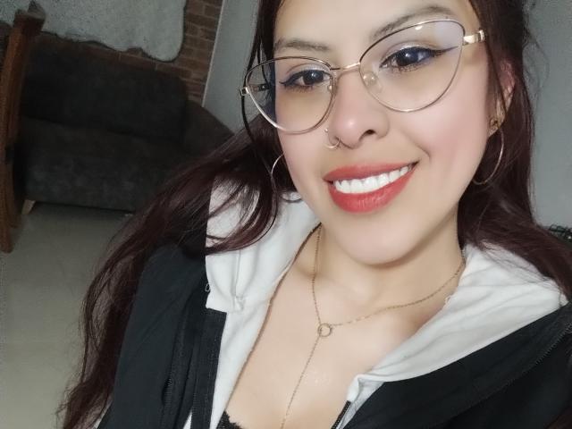 ElaiaaBakerr - Sexe cam en vivo - 23974489