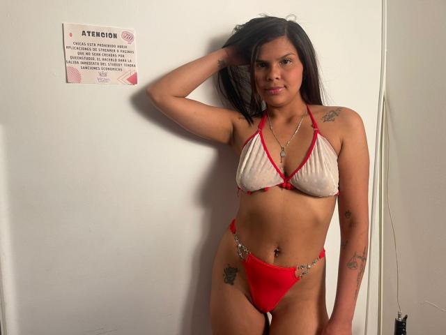 PaolaCute69 - Élő pornó és szexkamera - 23978673