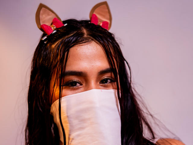 EmyXCute - Porno na żywo i seks kamera - 23979473