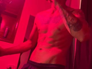 KimnDonova - Live porn &amp; sex cam - 23981841