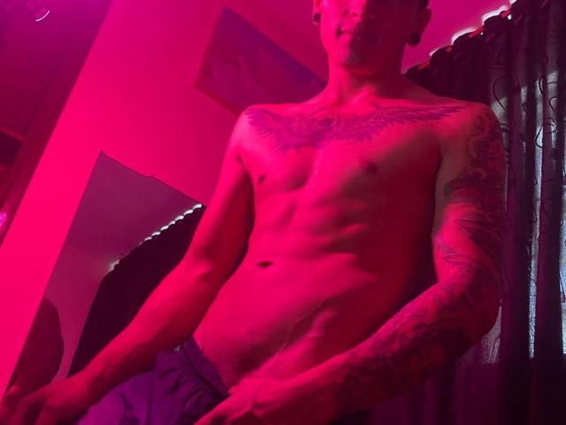 KimnDonova - Live porn &amp; sex cam - 23981853