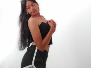 ChloeWu - Camera khiêu dâm &amp; quyến rũ trực tiếp - 23982541