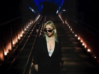 PinkChic - Live porn &amp; sex cam - 23983665