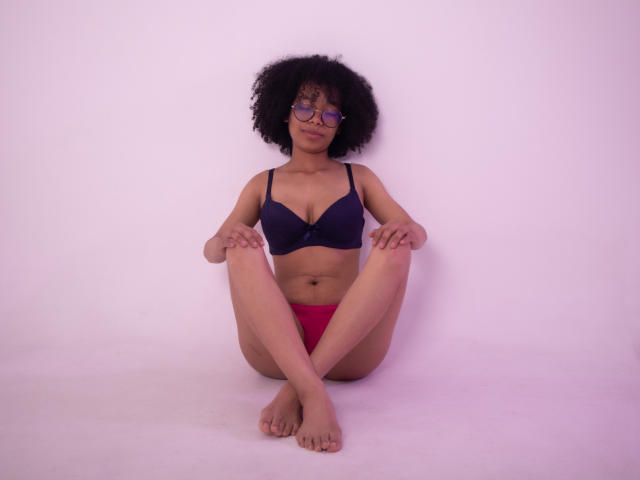 DariaBrooklyn - Live porn &amp; sex cam - 23987805