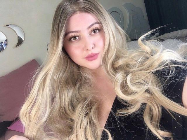 Azaleah - Live sex cam - 23989697