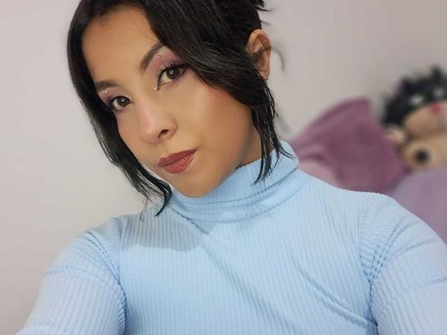 GemaLilcon - Live sex cam - 23990329