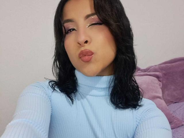 GemaLilcon - Live sexe cam - 23990333