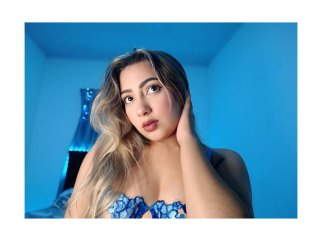 CamilaTeffey - Live sex cam - 23992021