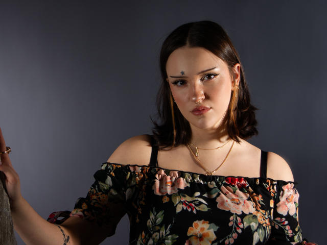 CathyGlow - сексуальная веб-камера в реальном времени - 23993209