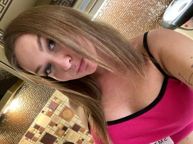 Adriannia - Sexe cam en vivo - 23993353