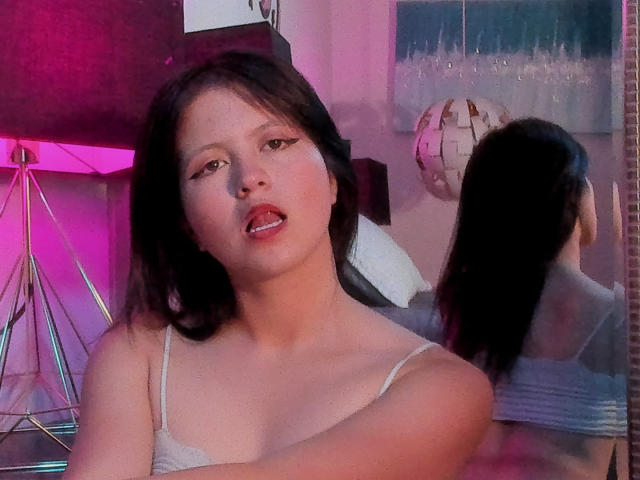 LilithConnor - פורנו בשידור חי ומצלמת סקס - 23995433