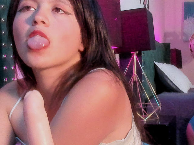 LilithConnor - Camera khiêu dâm &amp; quyến rũ trực tiếp - 23995833