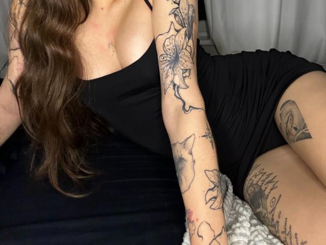 SensualMila - Live porn &amp; sex cam - 23996205