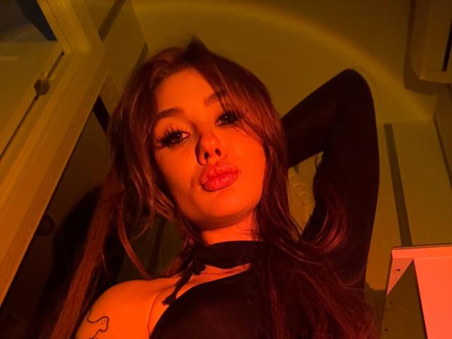 SensualMila - Live sex cam - 23996237