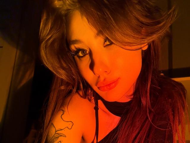 SensualMila - сексуальная веб-камера в реальном времени - 23996241