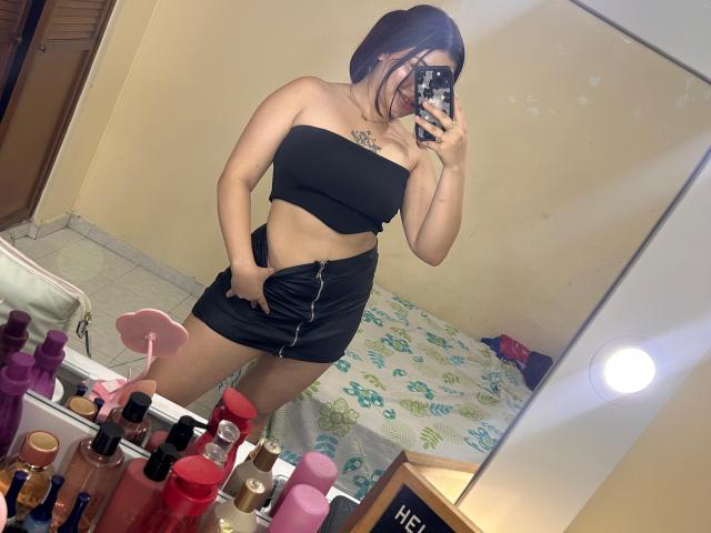 DaphneWalker - Live porn &amp; sex cam - 23997185