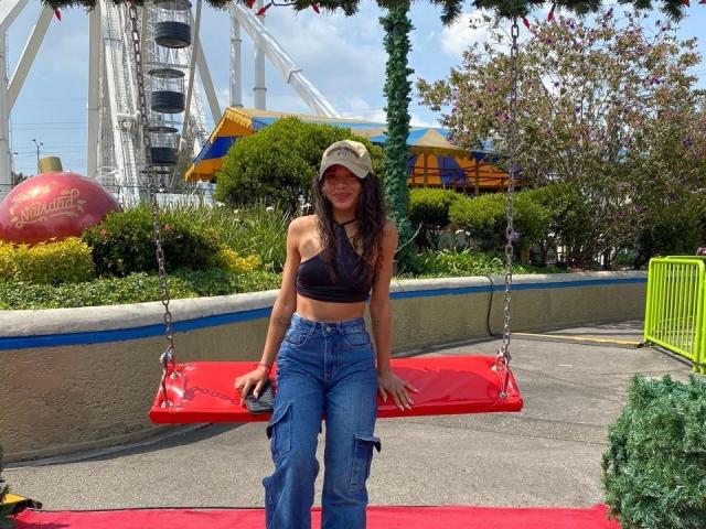 BritneyCollins - Live porn &amp; sex cam - 24003185