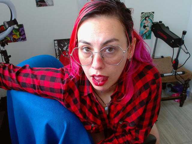 NatashaLau - Sexe cam en vivo - 24008405