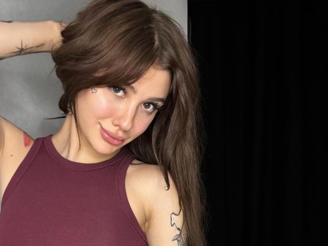 SensualMila - ライブポルノ&amp;セックスカム - 24009537