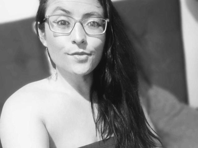 NinaPetit - Live porn &amp; sex cam - 24009769