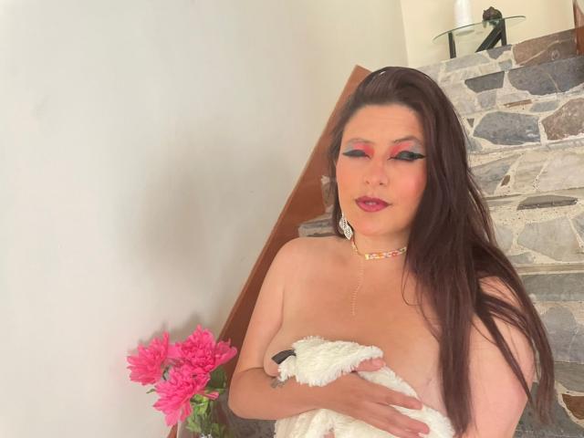 NinaPetit - сексуальная веб-камера в реальном времени - 24009845