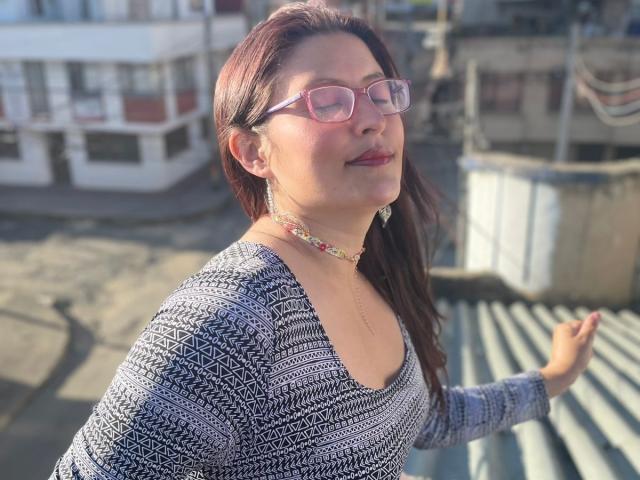 NinaPetit - Sexe cam en vivo - 24010185