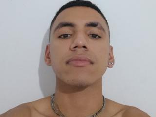 TrixyStarTsdoll - Live porn &amp; sex cam - 24010701