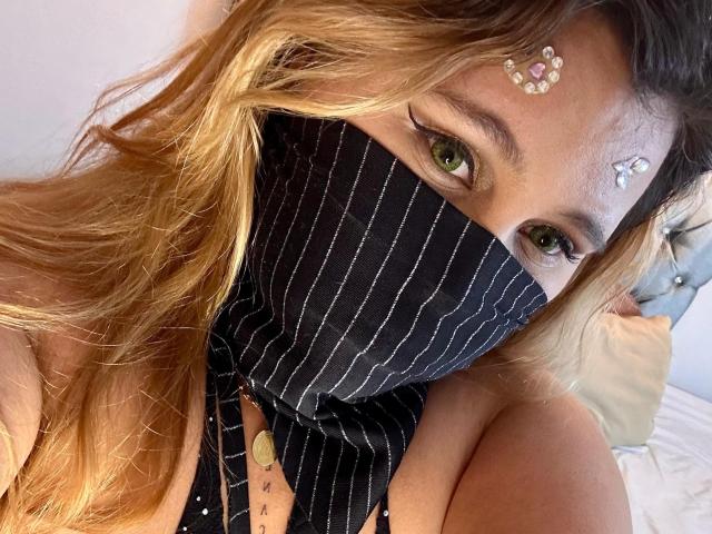 SalmaAzaman - Live porn &amp; sex cam - 24013581