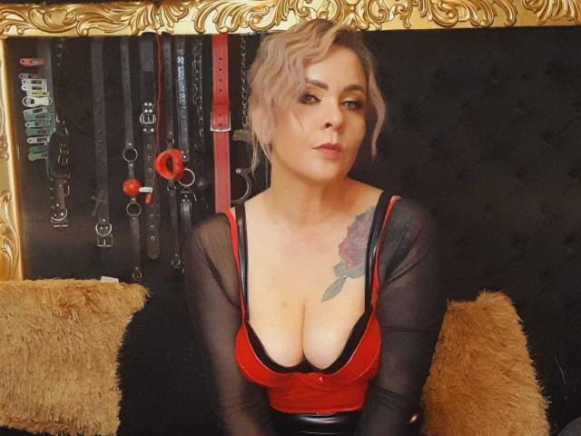 VictoriiaGray - Live porn &amp; sex cam - 24016665