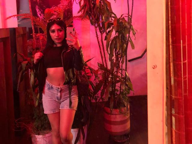 NickiClark - Live porn &amp; sex cam - 24017277