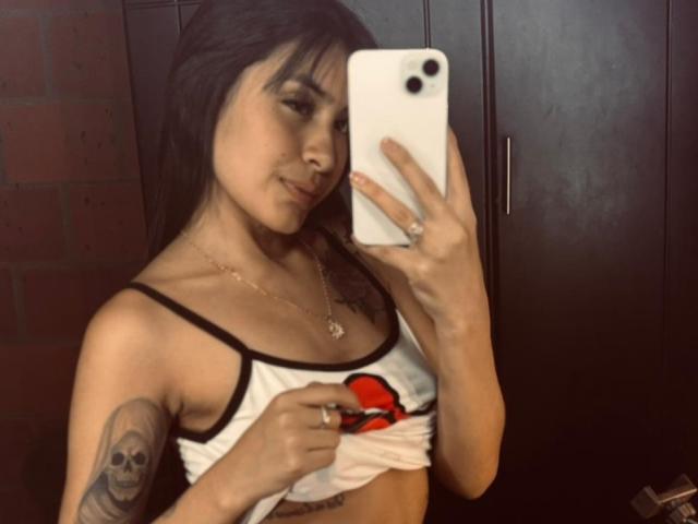 AlysonMoss - Live porn &amp; sex cam - 24018037