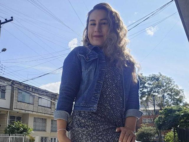 AliceDussan - Sexe cam en vivo - 24019221