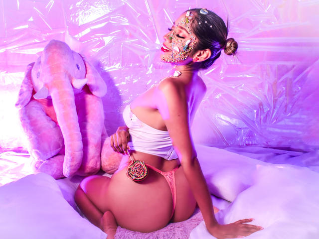 BrianaHarpers - Live porno og sexkamera - 24020145
