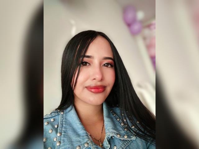 GingerDiazz - сексуальная веб-камера в реальном времени - 24021825