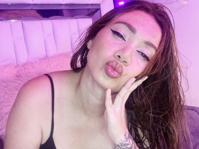 SophieLombardo - Live sexe cam - 24027029