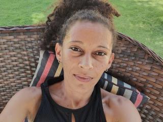 ManuZinhah - сексуальная веб-камера в реальном времени - 24029485